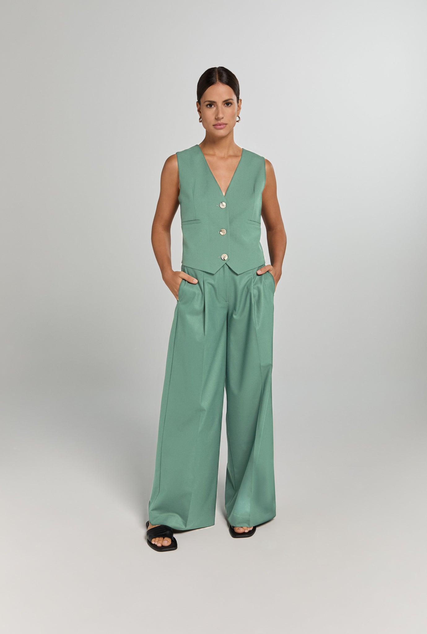 LOGAN PANTS | SOFT GREEN