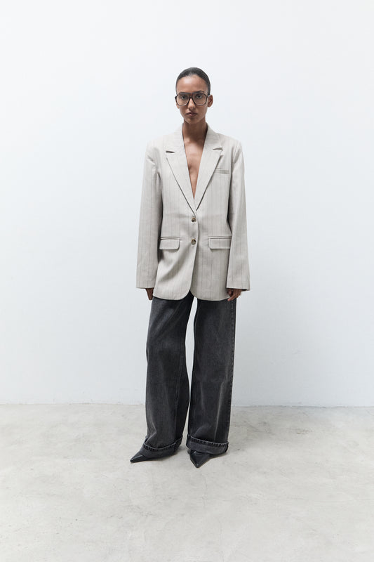 MILLIE BLAZER | Beige pinstripes