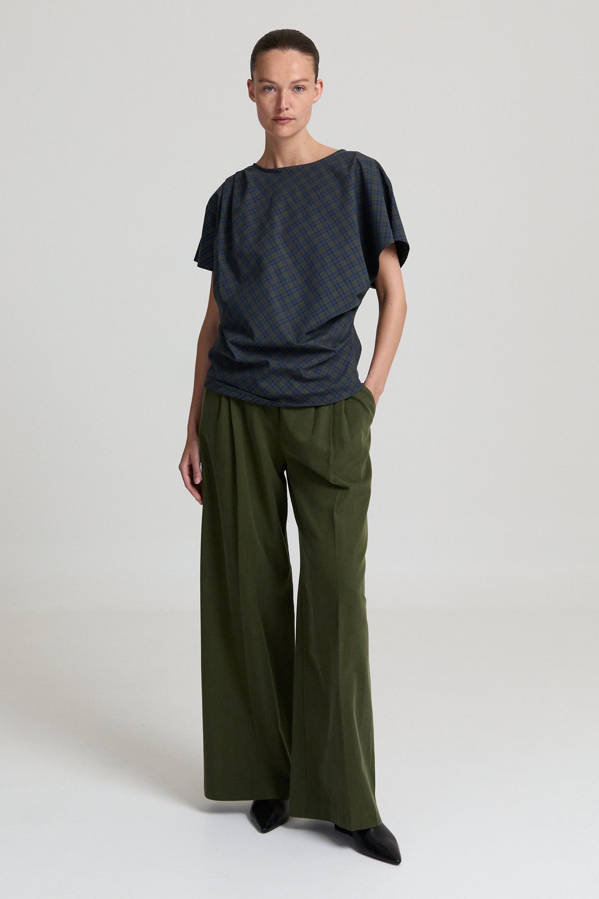 LOOK 05