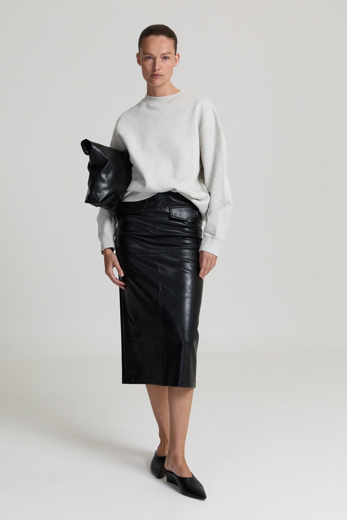 LOOK 76