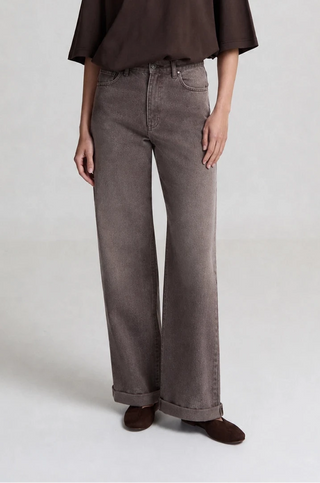 NINA JEANS
